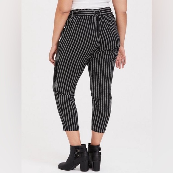 Torrid Black and White Stripe Challis Tie Front Pant Missing Belt Size 2x​ - Picture 3 of 13